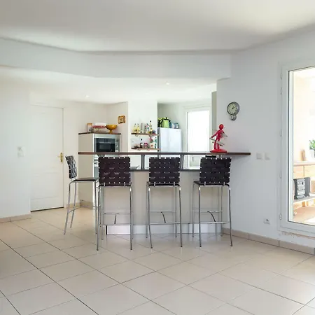 Superb Penthouse In Centre Of Stunning Views Air-conditioning Internet Near The Palais 532 Apartment Cannes