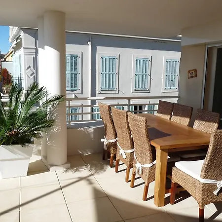 Superb Penthouse In Centre Of Stunning Views Air-conditioning Internet Near The Palais 532 * Cannes